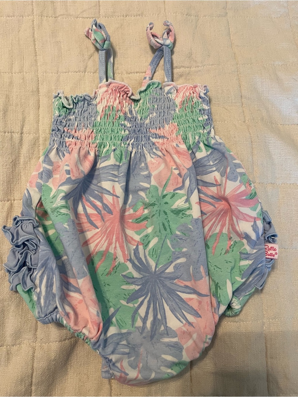 Ruffle butts summer bubble